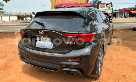 Buy Used Infiniti QX30 Black Car in Cotonou in Benign