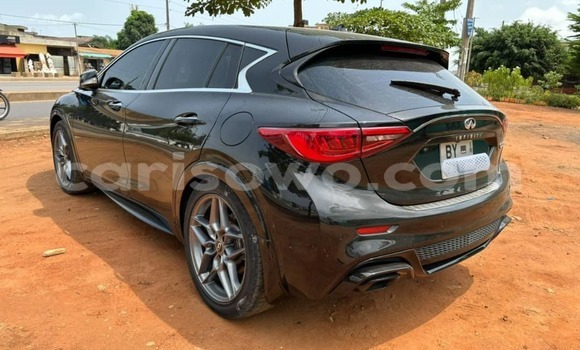 Ra Àlòkù Infiniti QX30 Black Ọkọ̀ in Cotonou ni Benin Ra Àlòkù Infiniti QX30 Black Ọkọ̀ in Cotonou ni Benin