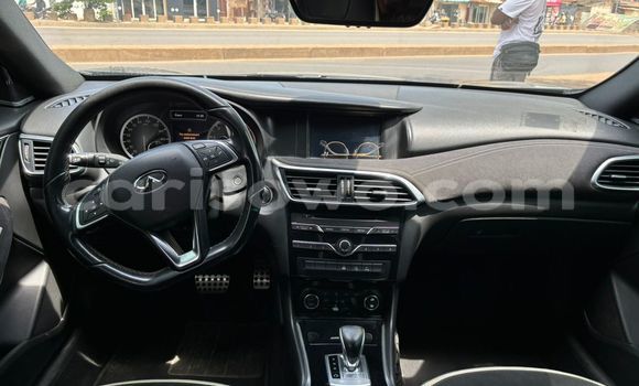 Ra Àlòkù Infiniti QX30 Black Ọkọ̀ in Cotonou ni Benin Ra Àlòkù Infiniti QX30 Black Ọkọ̀ in Cotonou ni Benin