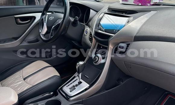 Ra Àlòkù Hyundai Elantra funfun Ọkọ̀ in Cotonou ni Benin Ra Àlòkù Hyundai Elantra funfun Ọkọ̀ in Cotonou ni Benin