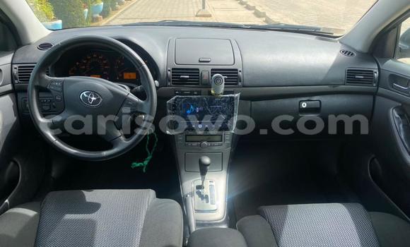 Sayi Na hannu Toyota Avensis Azurfa Mota in Cotonou a Benin Sayi Na hannu Toyota Avensis Azurfa Mota in Cotonou a Benin