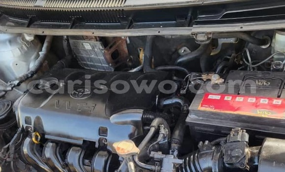 Ra Àlòkù Toyota Yaris Black Ọkọ̀ in Cotonou ni Benin Ra Àlòkù Toyota Yaris Black Ọkọ̀ in Cotonou ni Benin