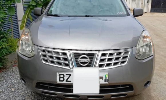 Sayi Na hannu Nissan Rogue Azurfa Mota in Cotonou a Benin