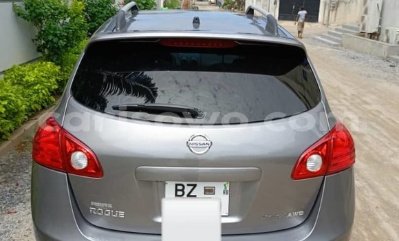 Ra Àlòkù Nissan Rogue Silver Ọkọ̀ in Cotonou ni Benin Ra Àlòkù Nissan Rogue Silver Ọkọ̀ in Cotonou ni Benin