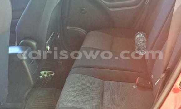 Sayi Na hannu Pontiac Vibe Red Mota in Cotonou a Benin Sayi Na hannu Pontiac Vibe Red Mota in Cotonou a Benin