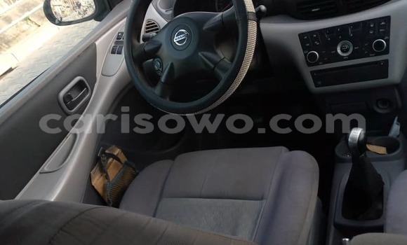 Sayi Na hannu Nissan Almera Tino Black Mota in Cotonou a Benin Sayi Na hannu Nissan Almera Tino Black Mota in Cotonou a Benin