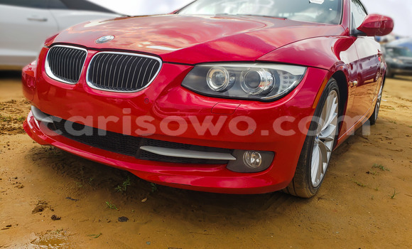 Sayi Na hannu BMW 3–Series Red Mota in Cotonou a Benin Sayi Na hannu BMW 3–Series Red Mota in Cotonou a Benin