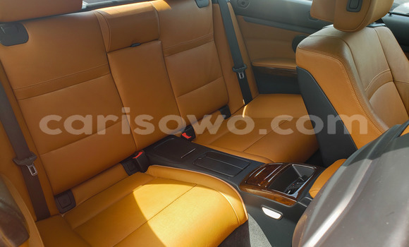 Sayi Na hannu BMW 3–Series Red Mota in Cotonou a Benin Sayi Na hannu BMW 3–Series Red Mota in Cotonou a Benin