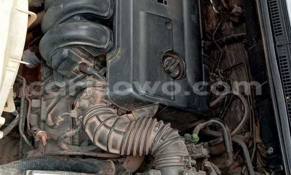 Sayi Na hannu Toyota Corolla Azurfa Mota in Cotonou a Benin Sayi Na hannu Toyota Corolla Azurfa Mota in Cotonou a Benin