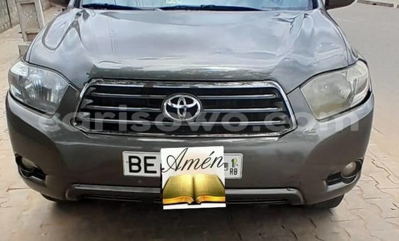 Ra Àlòkù Toyota Highlander Silver Ọkọ̀ in Cotonou ni Benin Ra Àlòkù Toyota Highlander Silver Ọkọ̀ in Cotonou ni Benin