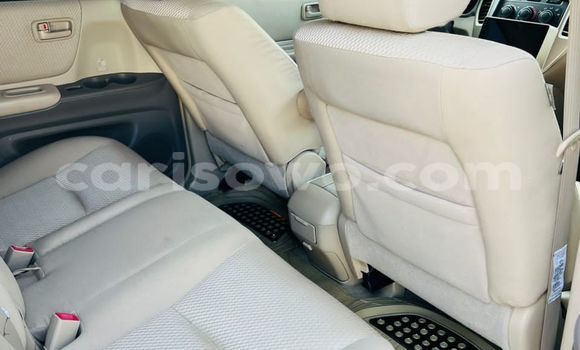 Ra Àlòkù Toyota Highlander Silver Ọkọ̀ in Cotonou ni Benin Ra Àlòkù Toyota Highlander Silver Ọkọ̀ in Cotonou ni Benin