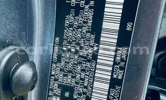 Ra Àlòkù Toyota Highlander Silver Ọkọ̀ in Cotonou ni Benin Ra Àlòkù Toyota Highlander Silver Ọkọ̀ in Cotonou ni Benin