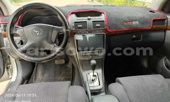 Ra Àlòkù Toyota Avensis Silver Ọkọ̀ in Cotonou ni Benin Ra Àlòkù Toyota Avensis Silver Ọkọ̀ in Cotonou ni Benin