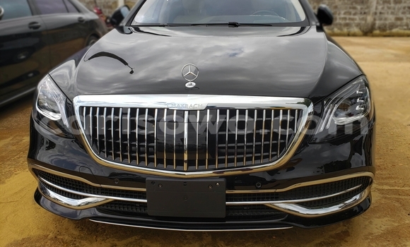 Ra Àlòkù Mercedes-Benz Maybach S-klasse Black Ọkọ̀ in Cotonou ni Benin Ra Àlòkù Mercedes-Benz Maybach S-klasse Black Ọkọ̀ in Cotonou ni Benin