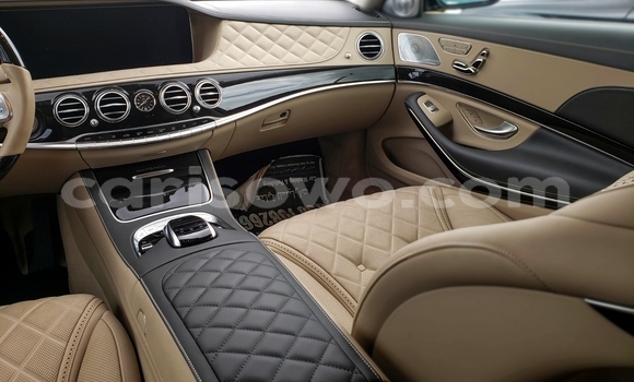 Ra Àlòkù Mercedes-Benz Maybach S-klasse Black Ọkọ̀ in Cotonou ni Benin Ra Àlòkù Mercedes-Benz Maybach S-klasse Black Ọkọ̀ in Cotonou ni Benin