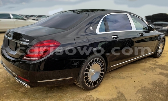Ra Àlòkù Mercedes-Benz Maybach S-klasse Black Ọkọ̀ in Cotonou ni Benin Ra Àlòkù Mercedes-Benz Maybach S-klasse Black Ọkọ̀ in Cotonou ni Benin