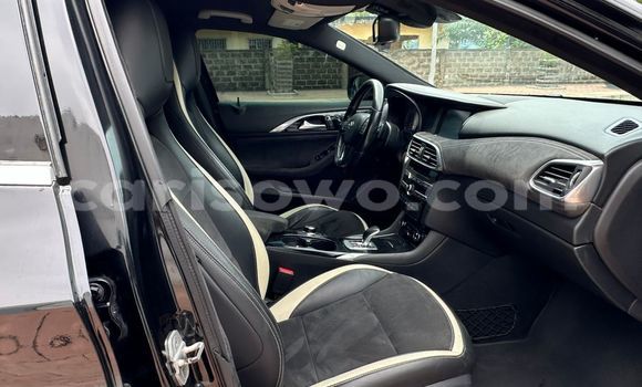 Ra Àlòkù Infiniti QX30 Black Ọkọ̀ in Cotonou ni Benin Ra Àlòkù Infiniti QX30 Black Ọkọ̀ in Cotonou ni Benin