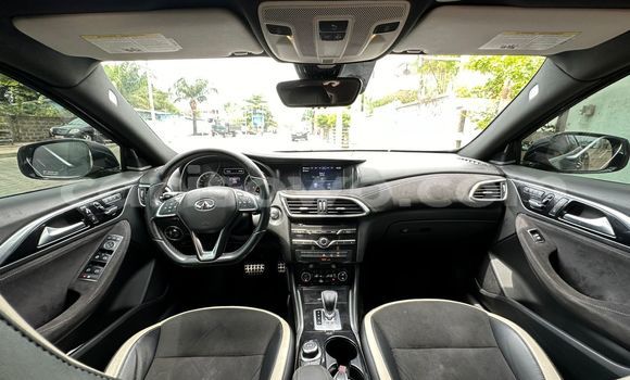 Ra Àlòkù Infiniti QX30 Black Ọkọ̀ in Cotonou ni Benin Ra Àlòkù Infiniti QX30 Black Ọkọ̀ in Cotonou ni Benin