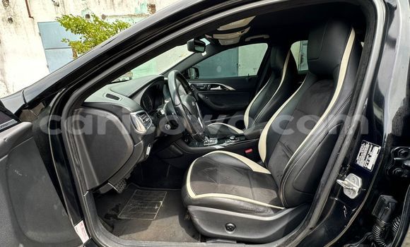 Ra Àlòkù Infiniti QX30 Black Ọkọ̀ in Cotonou ni Benin Ra Àlòkù Infiniti QX30 Black Ọkọ̀ in Cotonou ni Benin