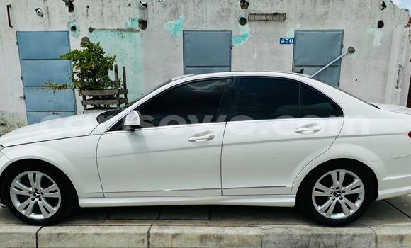 Buy Used Mercedes-Benz C–Class White Car in Cotonou in Benign Buy Used Mercedes-Benz C–Class White Car in Cotonou in Benign