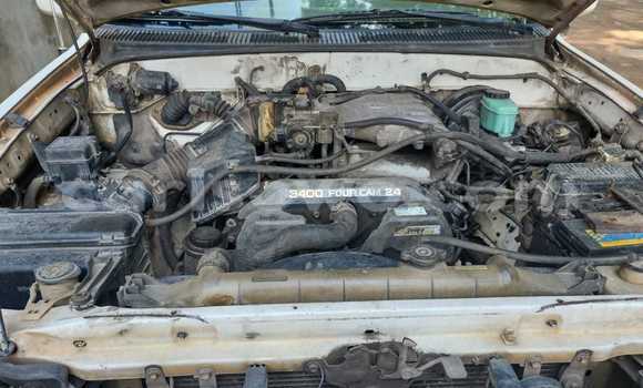 Ra Àlòkù Toyota 4Runner Silver Ọkọ̀ in Cotonou ni Benin Ra Àlòkù Toyota 4Runner Silver Ọkọ̀ in Cotonou ni Benin