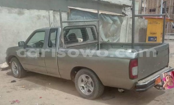 Acheter Occasion Voiture Nissan Frontier Gris à Cotonou, Benin Acheter Occasion Voiture Nissan Frontier Gris à Cotonou, Benin