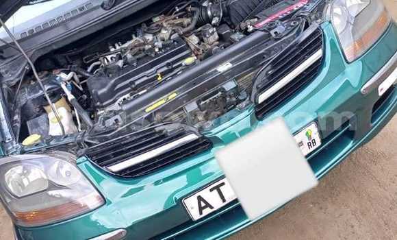 Ra Àlòkù Nissan Almera Tino Alawọ ewe Ọkọ̀ in Cotonou ni Benin Ra Àlòkù Nissan Almera Tino Alawọ ewe Ọkọ̀ in Cotonou ni Benin