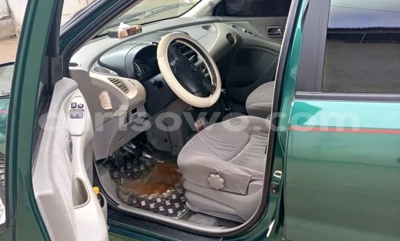 Ra Àlòkù Nissan Almera Tino Alawọ ewe Ọkọ̀ in Cotonou ni Benin Ra Àlòkù Nissan Almera Tino Alawọ ewe Ọkọ̀ in Cotonou ni Benin
