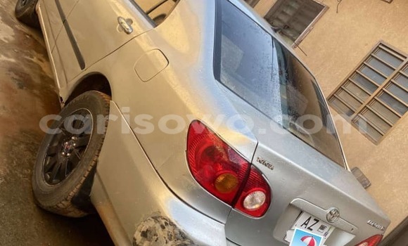Ra Àlòkù Toyota Corolla Silver Ọkọ̀ in Cotonou ni Benin Ra Àlòkù Toyota Corolla Silver Ọkọ̀ in Cotonou ni Benin