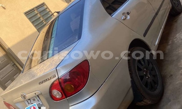 Ra Àlòkù Toyota Corolla Silver Ọkọ̀ in Cotonou ni Benin Ra Àlòkù Toyota Corolla Silver Ọkọ̀ in Cotonou ni Benin