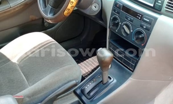 Ra Àlòkù Toyota Corolla Silver Ọkọ̀ in Cotonou ni Benin Ra Àlòkù Toyota Corolla Silver Ọkọ̀ in Cotonou ni Benin