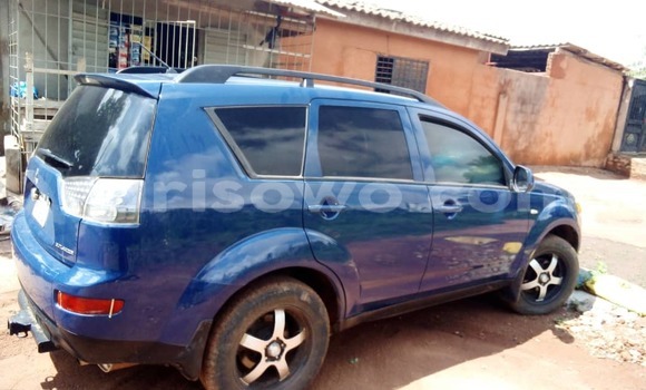 Acheter Occasion Voiture Mitsubishi Outlander Bleu à Cotonou, Benin Acheter Occasion Voiture Mitsubishi Outlander Bleu à Cotonou, Benin