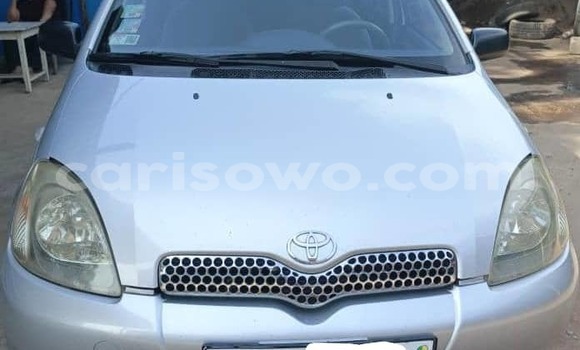 Ra Àlòkù Toyota Yaris Silver Ọkọ̀ in Cotonou ni Benin