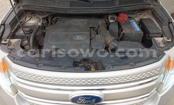 Sayi Na hannu Ford Explorer Azurfa Mota in Cotonou a Benin Sayi Na hannu Ford Explorer Azurfa Mota in Cotonou a Benin