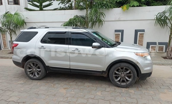 Sayi Na hannu Ford Explorer Azurfa Mota in Cotonou a Benin Sayi Na hannu Ford Explorer Azurfa Mota in Cotonou a Benin