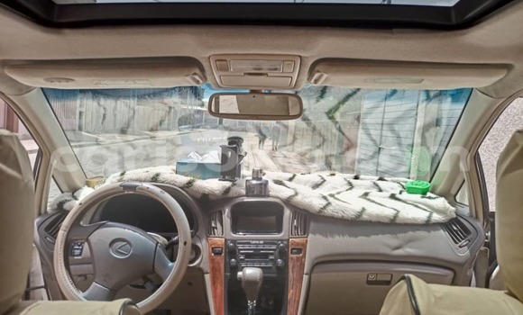 Ra Àlòkù Lexus RX 300 Alagara Ọkọ̀ in Cotonou ni Benin Ra Àlòkù Lexus RX 300 Alagara Ọkọ̀ in Cotonou ni Benin