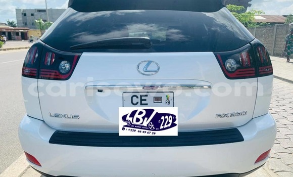 Acheter Occasion Voiture Lexus RX 330 Blanc à Cotonou, Benin Acheter Occasion Voiture Lexus RX 330 Blanc à Cotonou, Benin