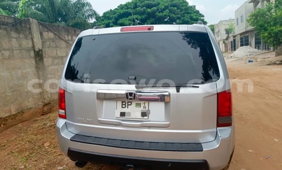 Acheter Occasion Voiture Honda Pilot Gris à Cotonou, Benin Acheter Occasion Voiture Honda Pilot Gris à Cotonou, Benin