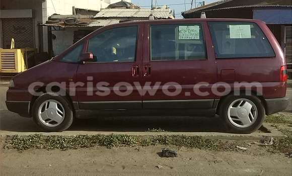 Sayi Na hannu Citroen 2CV Red Mota in Cotonou a Benin