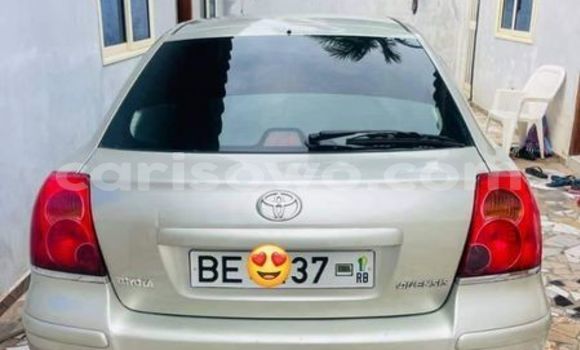 Acheter Occasion Voiture Toyota Avensis Beige à Cotonou, Benin