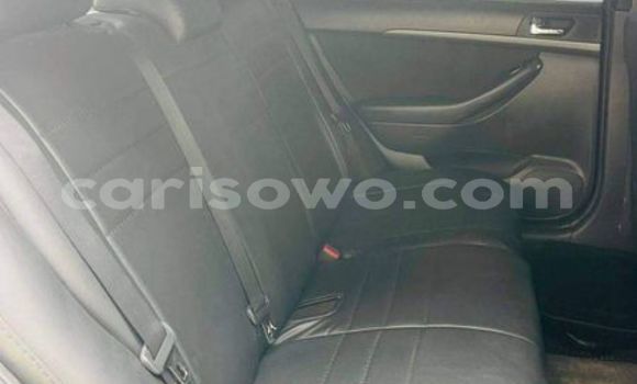 Acheter Occasion Voiture Toyota Avensis Beige à Cotonou, Benin Acheter Occasion Voiture Toyota Avensis Beige à Cotonou, Benin