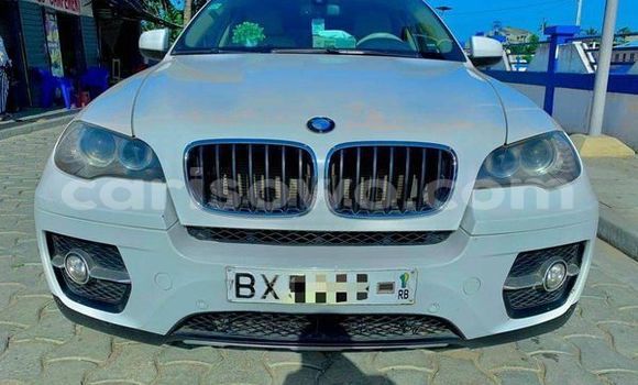 Acheter Occasion Voiture BMW X6 Blanc à Cotonou, Benin Acheter Occasion Voiture BMW X6 Blanc à Cotonou, Benin