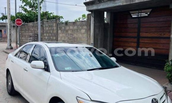 Acheter Occasion Voiture Toyota Camry Blanc à Cotonou, Benin Acheter Occasion Voiture Toyota Camry Blanc à Cotonou, Benin