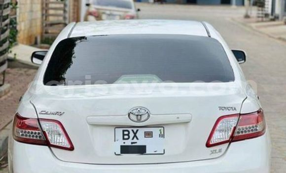 Acheter Occasion Voiture Toyota Camry Blanc à Cotonou, Benin Acheter Occasion Voiture Toyota Camry Blanc à Cotonou, Benin