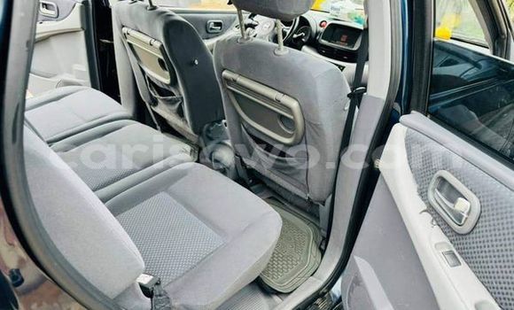 Acheter Occasion Voiture Nissan Tino Noir à Cotonou, Benin Acheter Occasion Voiture Nissan Tino Noir à Cotonou, Benin