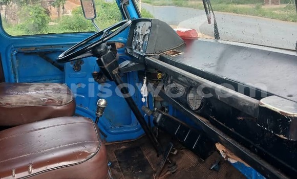 Acheter Occasion Voiture Renault Avantime Bleu à Cotonou, Benin Acheter Occasion Voiture Renault Avantime Bleu à Cotonou, Benin