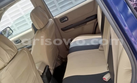 Acheter Occasion Voiture Nissan X–Trail Bleu à Cotonou, Benin Acheter Occasion Voiture Nissan X–Trail Bleu à Cotonou, Benin