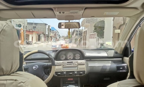 Acheter Occasion Voiture Nissan X–Trail Bleu à Cotonou, Benin Acheter Occasion Voiture Nissan X–Trail Bleu à Cotonou, Benin