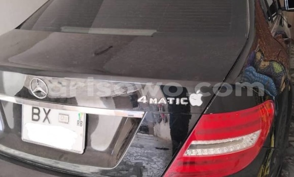 Ra Àlòkù Mercedes-Benz C–Class Black Ọkọ̀ in Cotonou ni Benin Ra Àlòkù Mercedes-Benz C–Class Black Ọkọ̀ in Cotonou ni Benin