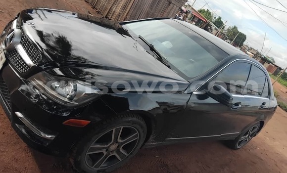 Ra Àlòkù Mercedes-Benz C–Class Black Ọkọ̀ in Cotonou ni Benin Ra Àlòkù Mercedes-Benz C–Class Black Ọkọ̀ in Cotonou ni Benin